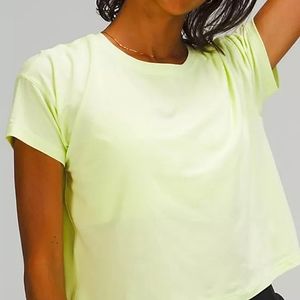 Lululemon NWT Cates Tee size 2